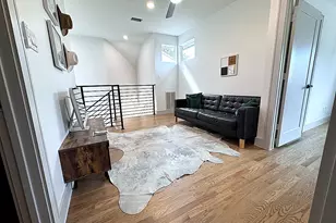 9822 Oak Point Dr, Houston, TX 77055 - Photo 39