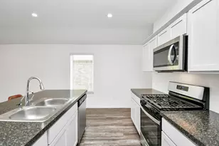 5315 Castlebury Meadows Dr, Spring, TX 77373 - Photo 9