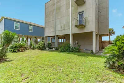 13210 Bermuda Beach Drive, Galveston, TX 77554 - Photo 23