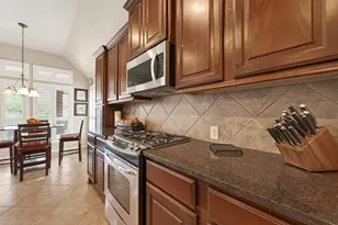 2803 Premier Cir, Rosenberg, TX 77471 - Photo 19