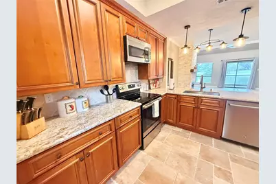 4144 Greystone Way #604, Sugar Land, TX 77479 - Photo 7