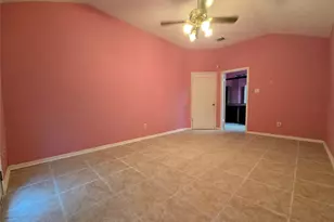 10511 Stormy Sky Dr, Houston, TX 77064 - Photo 13