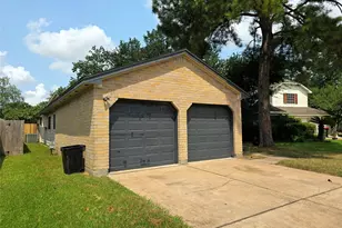 10511 Stormy Sky Dr, Houston, TX 77064 - Photo 3