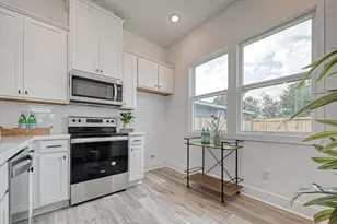 8405 Schneider St, Houston, TX 77093 - Photo 5