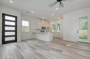 8405 Schneider St, Houston, TX 77093 - Photo 27