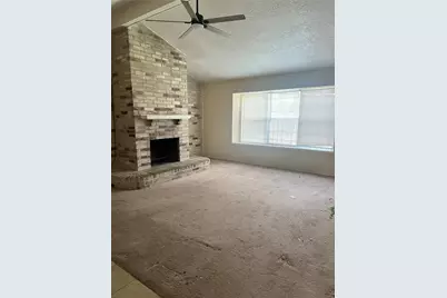 10446 Towneview Drive, Sugar Land, TX 77498 - Photo 11