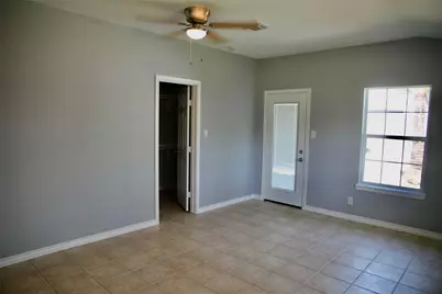529 E Shore Drive, Clear Lake Shores, TX 77565 - Photo 11