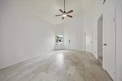 5813 Guadalupe Drive, Dickinson, TX 77539 - Photo 3