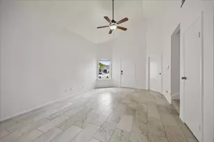 5813 Guadalupe Dr, Dickinson, TX 77539 - Photo 3