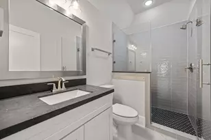 412 S Garrett Cir, Bellville, TX 77418 - Photo 31