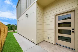 7542 Charlie St, Houston, TX 77088 - Photo 5