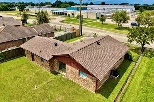 2565 W Virginia St, Beaumont, TX 77705 - Photo 19
