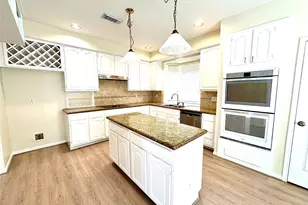 3302 Richland Dr, Sugar Land, TX 77478 - Photo 7