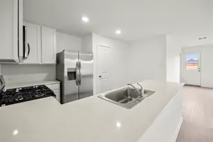 15690 Plum Brk Dr, Conroe, TX 77303 - Photo 11