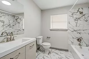 5413 Vae Dr, Baytown, TX 77521 - Photo 11