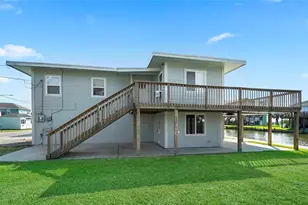 109 Bayou Vista Dr, Hitchcock, TX 77563 - Photo 3