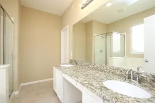10243 Mills Run Dr, Houston, TX 77070 - Photo 13