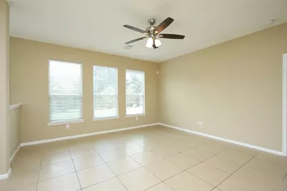 10243 Mills Run Drive, Houston, TX 77070 - Photo 9