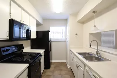 6601 Sands Point Drive #74, Houston, TX 77074 - Photo 7
