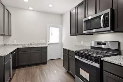 2469 Carp Drive, Conroe, TX 77384 - Photo 5