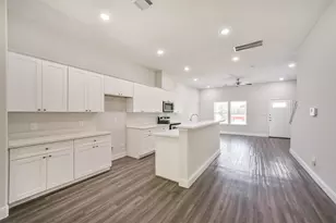 5604 Eastland St, Houston, TX 77028 - Photo 9