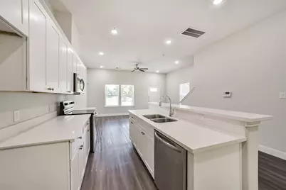 5604 Eastland Street, Houston, TX 77028 - Photo 11