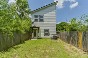 5604 Eastland St, Houston, TX 77028 - Photo 27