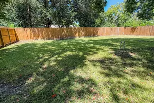 4501 E 38th St, Dickinson, TX 77539 - Photo 25