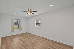 4501 E 38th St, Dickinson, TX 77539 - Photo 13