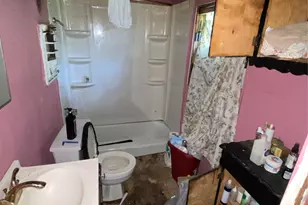 7910 Allwood St, Houston, TX 77016 - Photo 9