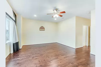 7923 Ashford Trace Drive, Houston, TX 77072 - Photo 25