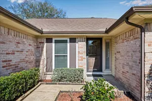 3202 Sand Reef Ln, League City, TX 77573 - Photo 3