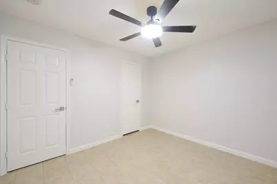 8134 Blue Jay Street, Baytown, TX 77523 - Photo 19