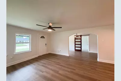 5935 Southseas Street, Houston, TX 77033 - Photo 3