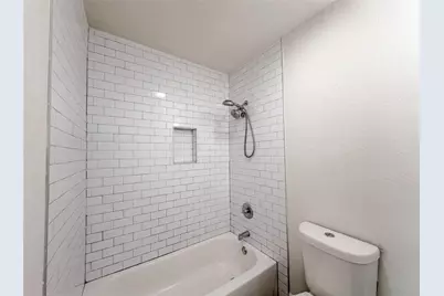 5935 Southseas Street, Houston, TX 77033 - Photo 15