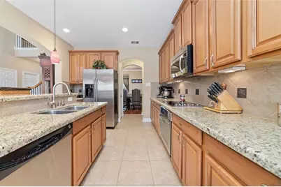 6215 Silver Thistle Lane, Fulshear, TX 77441 - Photo 11