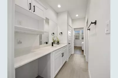 306 W Donovan Street, Houston, TX 77091 - Photo 11