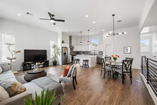 306 W Donovan St, Houston, TX 77091 - Photo 19