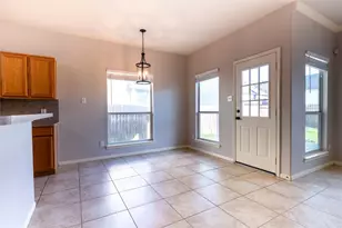 1039 N Teal Estates Cir, Fresno, TX 77545 - Photo 9