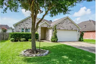 1039 N Teal Estates Cir, Fresno, TX 77545 - Photo 1