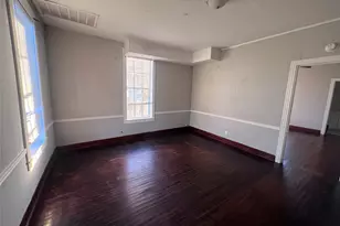 621 Harrison, Wharton, TX 77488 - Photo 5
