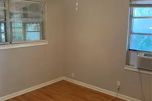 1015 Oak Dr, Huntsville, TX 77320 - Photo 5