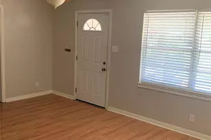 1015 Oak Dr, Huntsville, TX 77320 - Photo 3