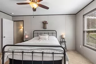 275 Bryan St, Zavalla, TX 75980 - Photo 15
