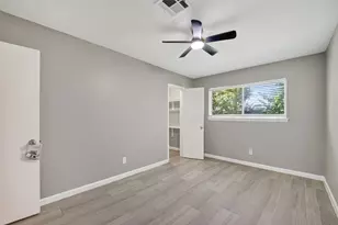 7607 Tanager St, Houston, TX 77074 - Photo 9