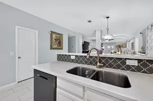 10219 Sulphur Stream Dr, Houston, TX 77095 - Photo 9