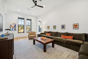 701 Ridge St, Houston, TX 77009 - Photo 9