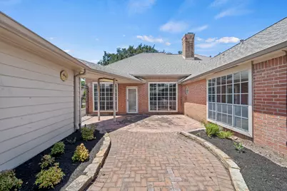 11106 Tulip Garden Court, Houston, TX 77065 - Photo 3