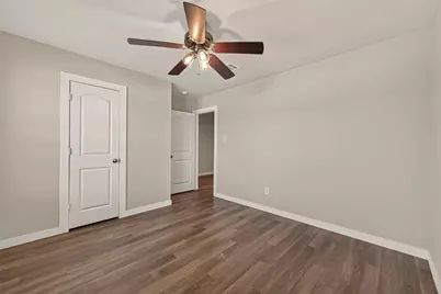 15359 Central Crescent Drive, Roman Forest, TX 77357 - Photo 27