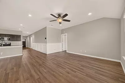 15359 Central Crescent Drive, Roman Forest, TX 77357 - Photo 9